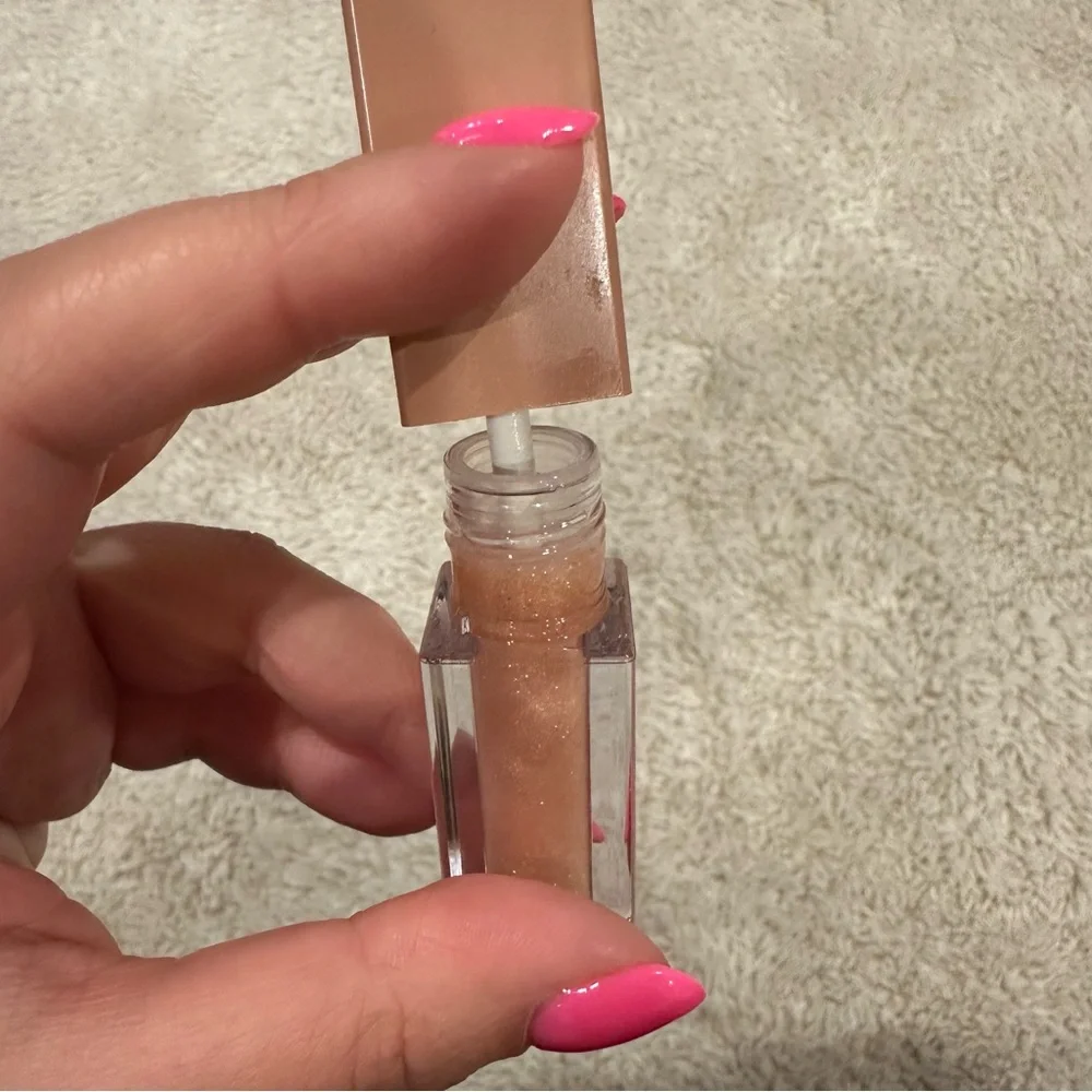 kkw beauty rose gold lip gloss